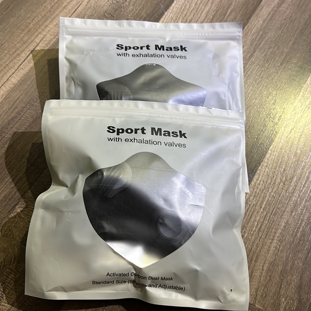 2pc Sport Mask with Exhalation Valves, Carbon Reusable with 4 Filters - Picture 6 of 6